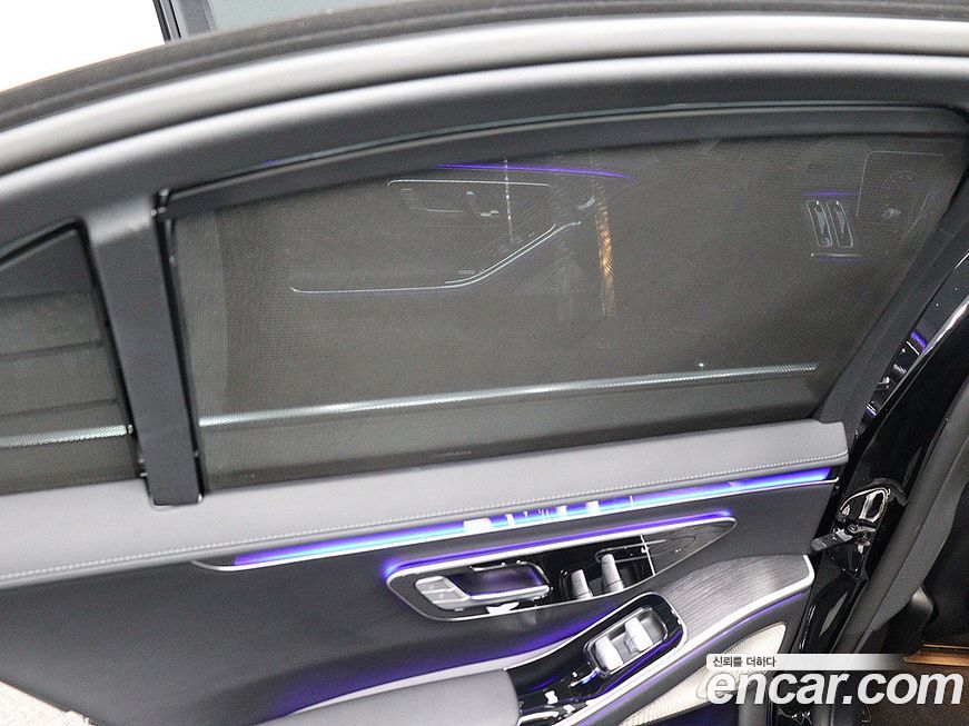 Mercedes-Benz S-Class 2021