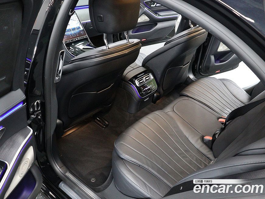 Mercedes-Benz S-Class 2021