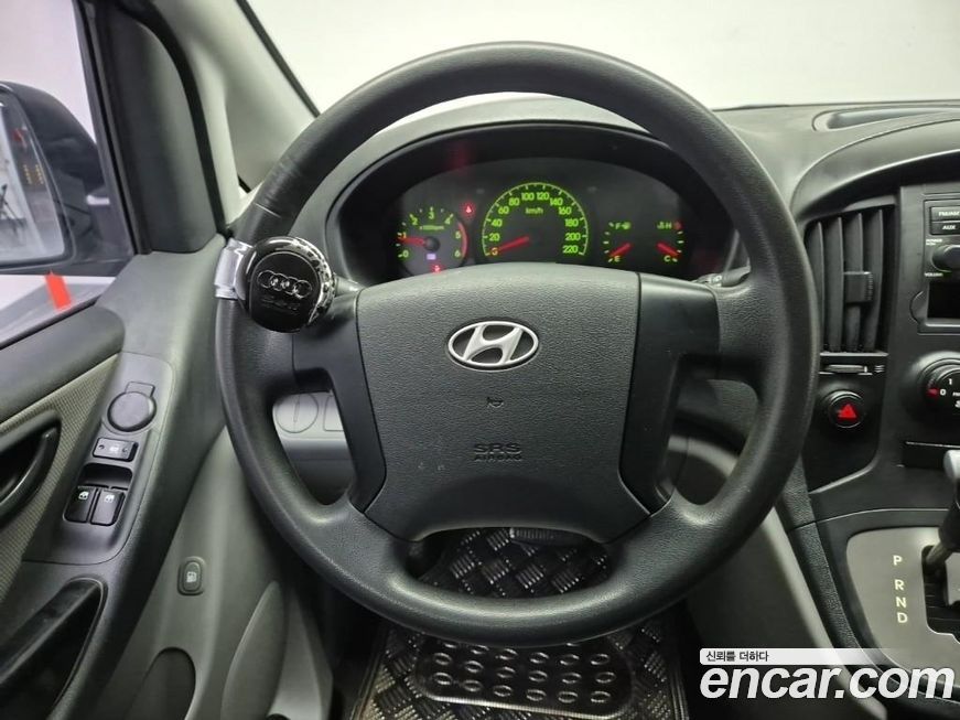 Hyundai Starex 2011