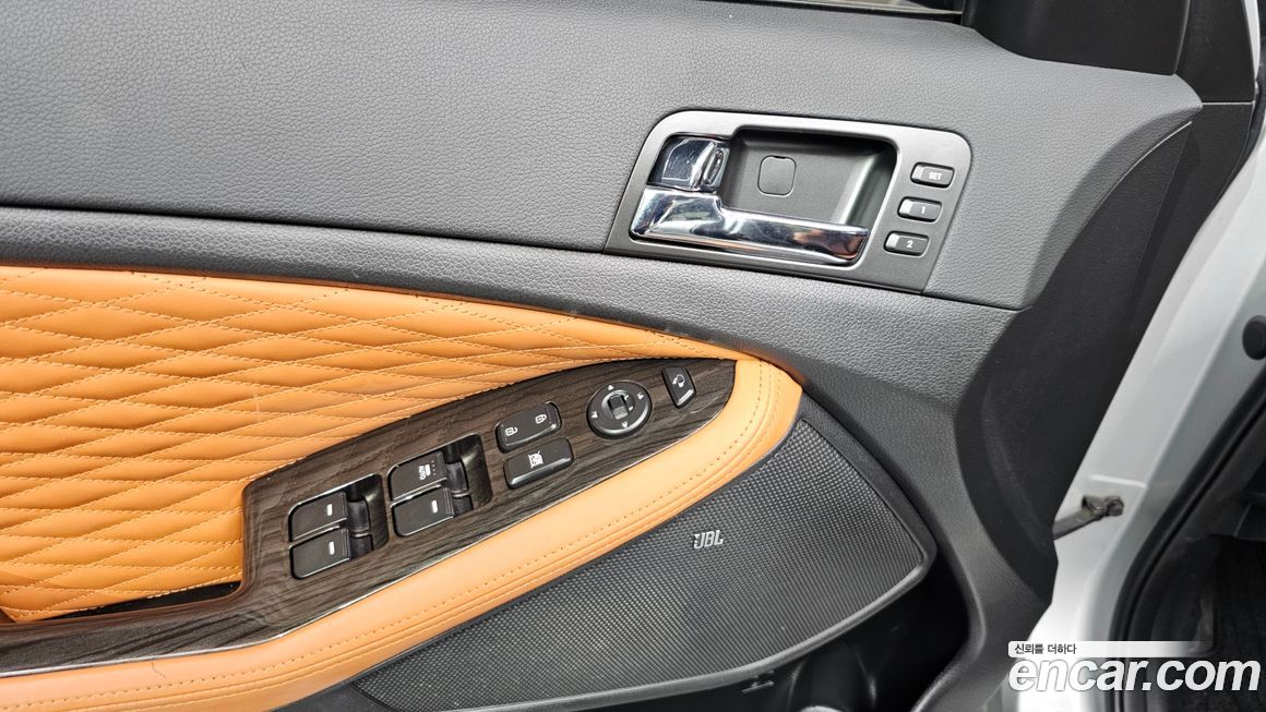 Kia K5 2011