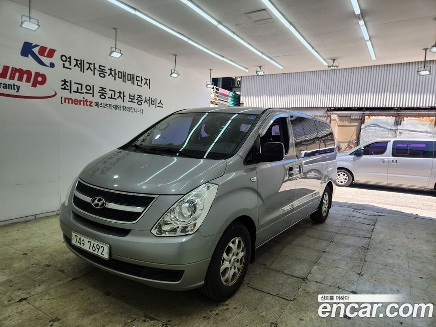 Hyundai Starex 2012
