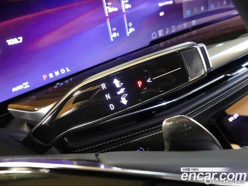 Cadillac Escalade 2025