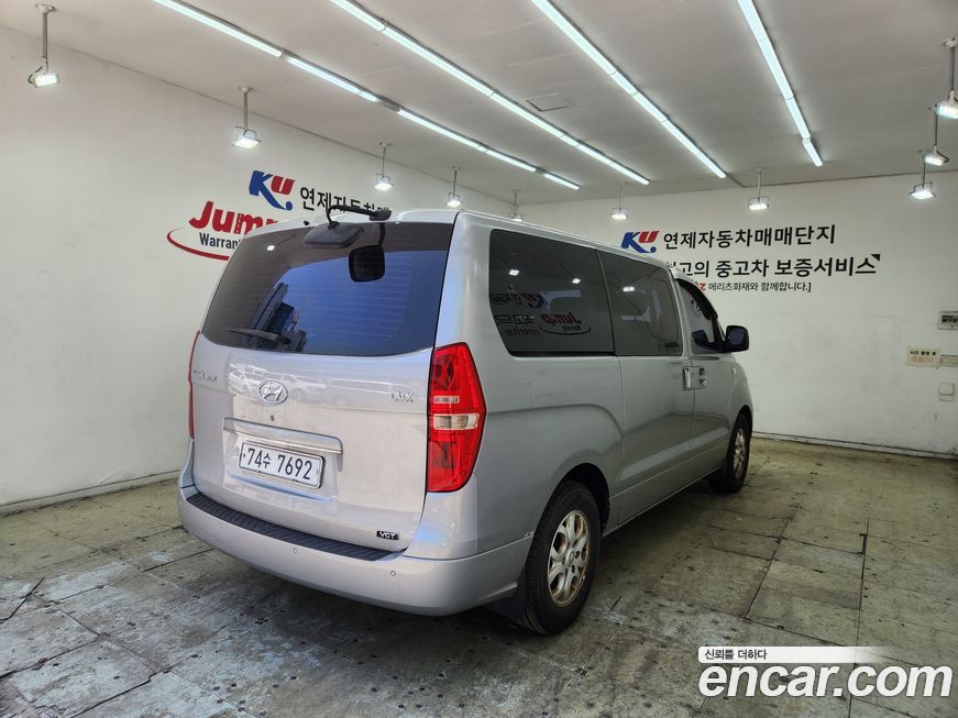 Hyundai Starex 2012