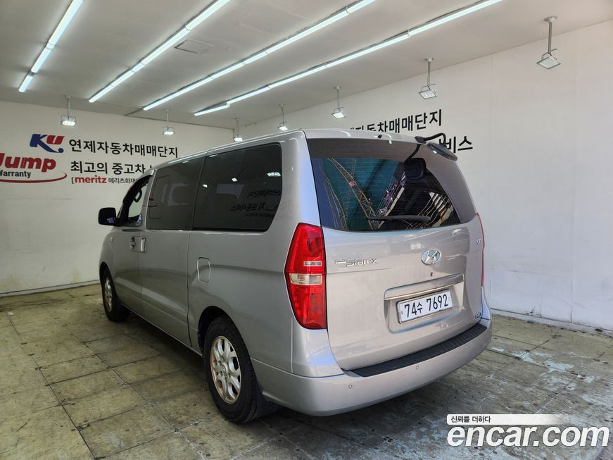 Hyundai Starex 2012