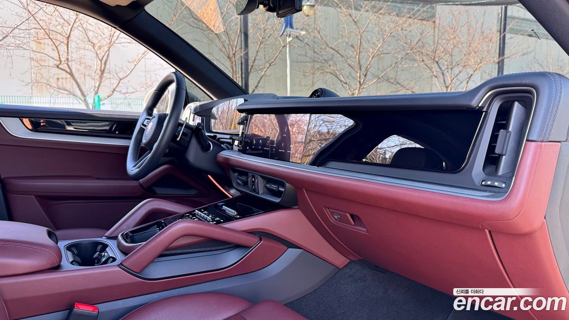 Porsche Cayenne 2024