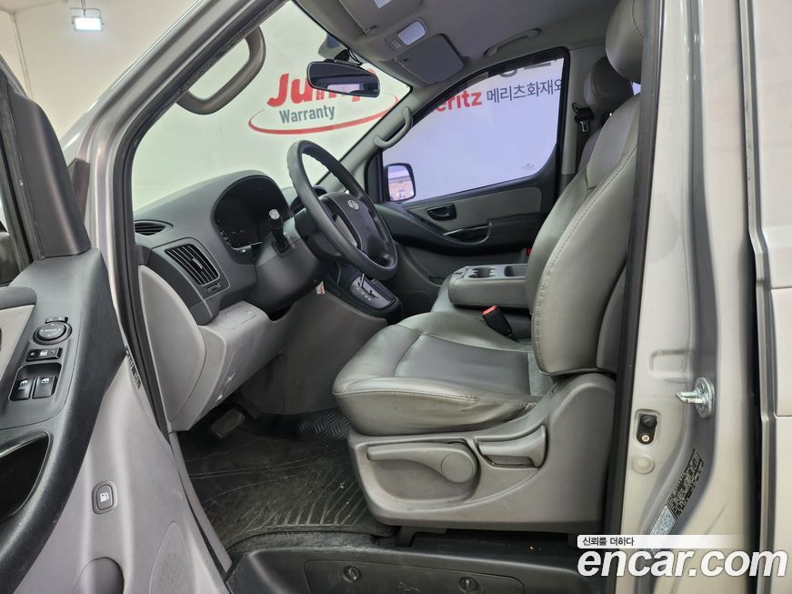 Hyundai Starex 2012