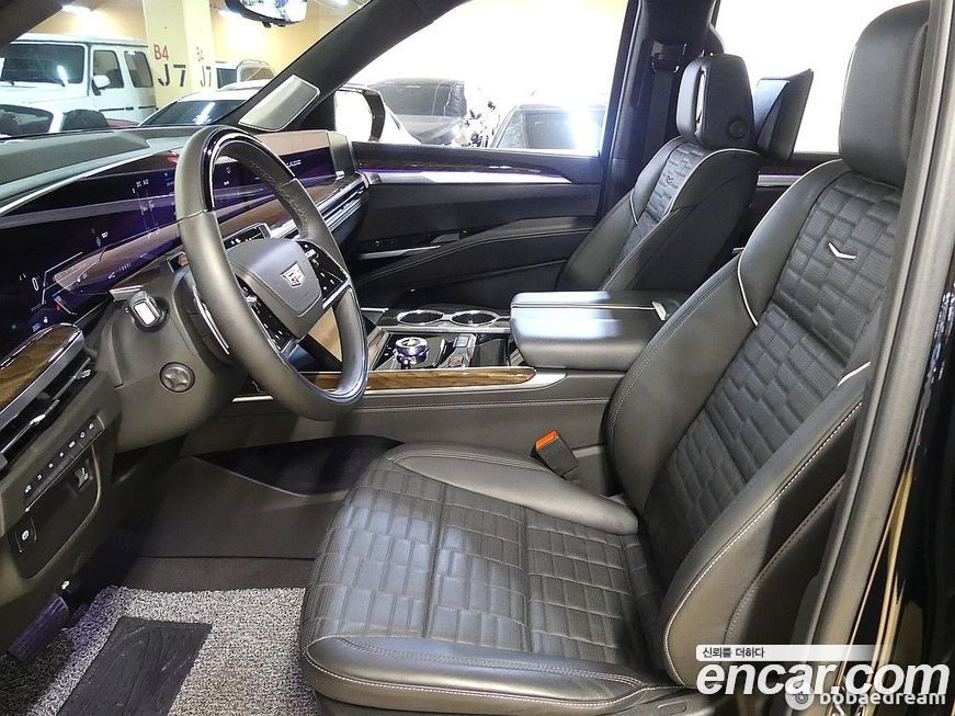 Cadillac Escalade 2025