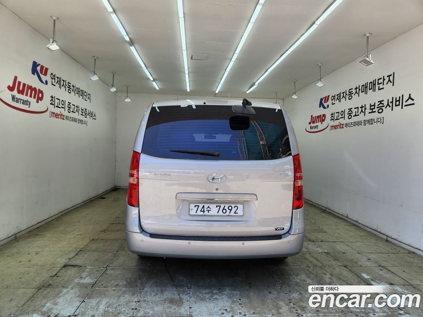 Hyundai Starex 2012