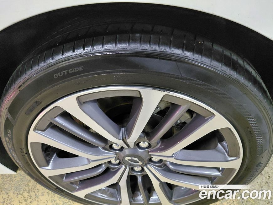 Renault-KoreaSamsung SM7 2012