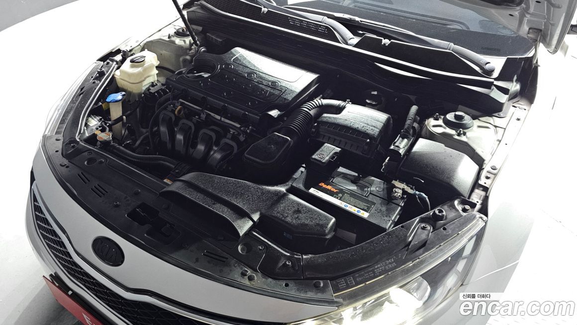 Kia K5 2011