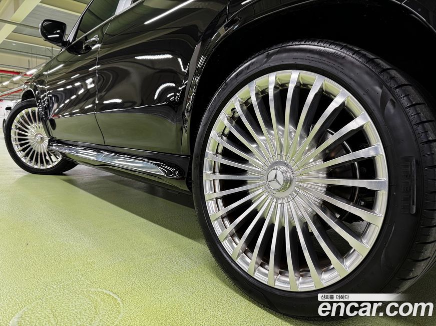 Mercedes-Benz GLS-Class 2022