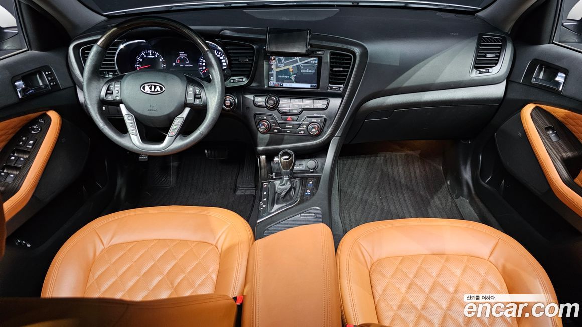 Kia K5 2011