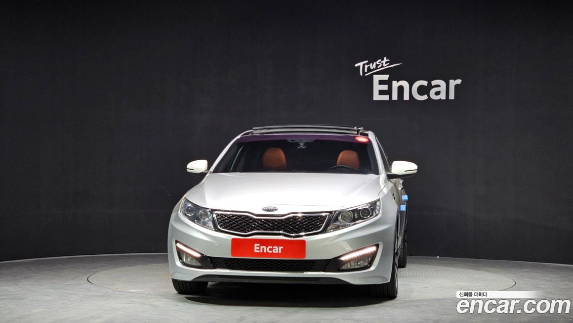 Kia K5 2011