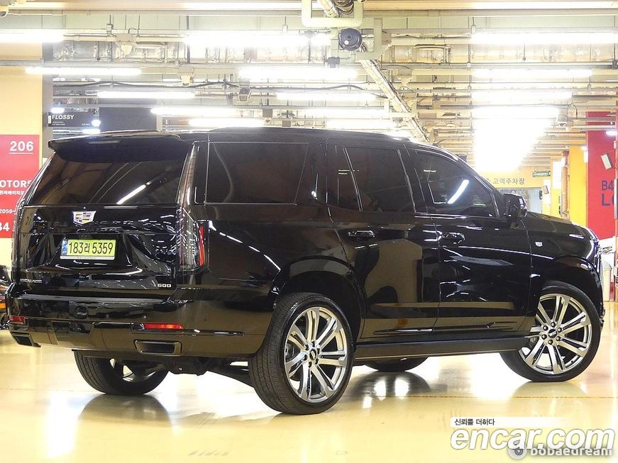 Cadillac Escalade 2025