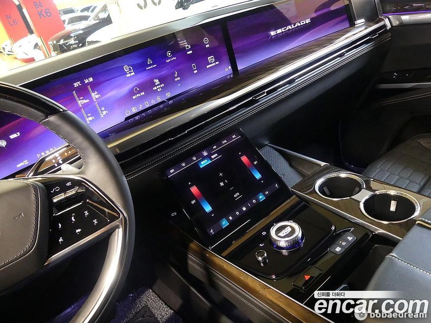 Cadillac Escalade 2025