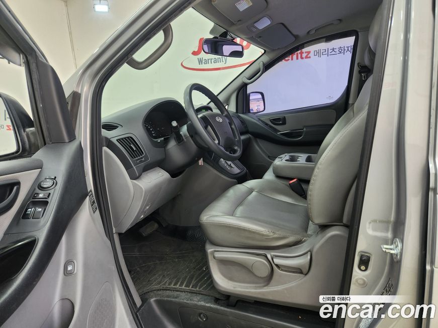 Hyundai Starex 2012