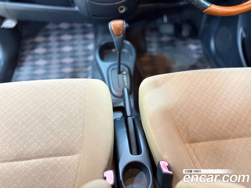 Daihatsu Mira Gino 2008