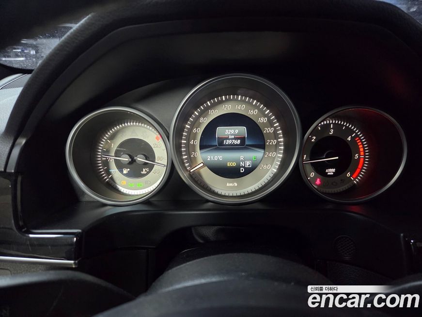 Mercedes-Benz E-Class 2016