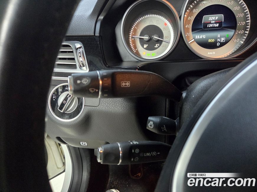 Mercedes-Benz E-Class 2016