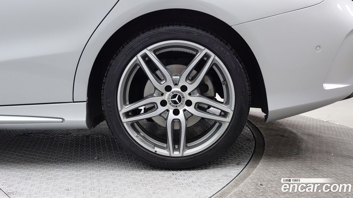 Mercedes-Benz CLA-Class 2018