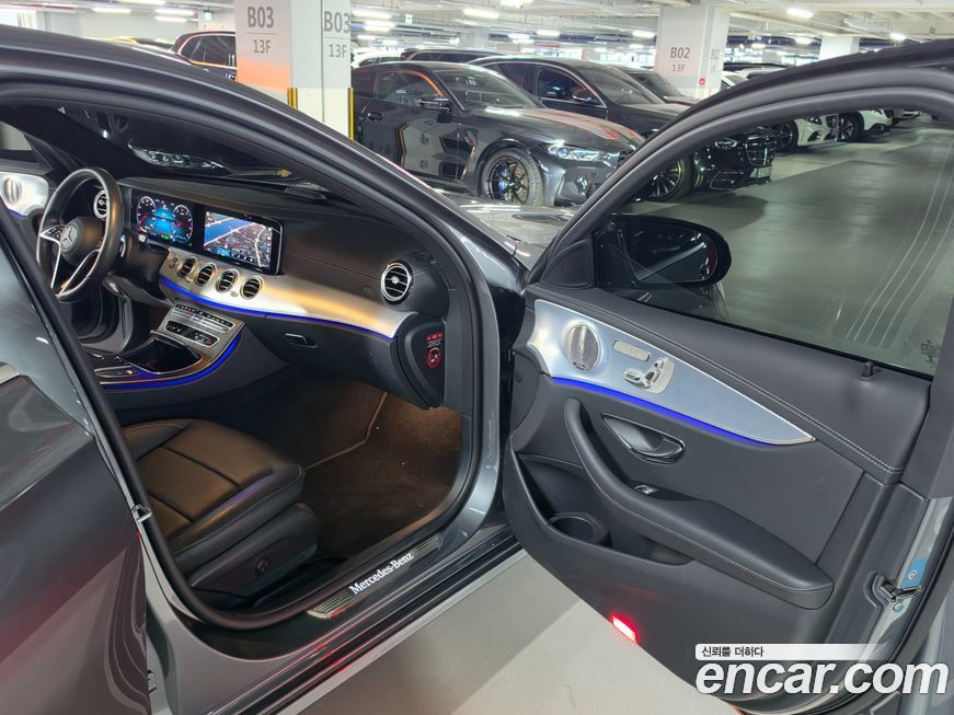 Mercedes-Benz E-Class 2021