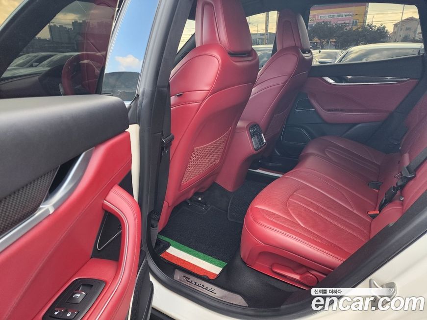 Maserati Levante 2018