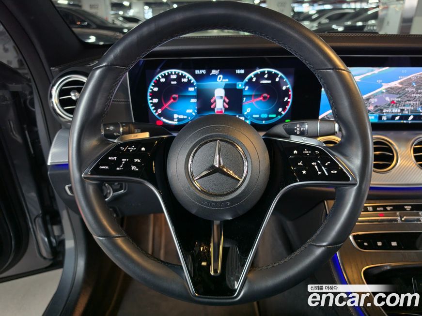 Mercedes-Benz E-Class 2021