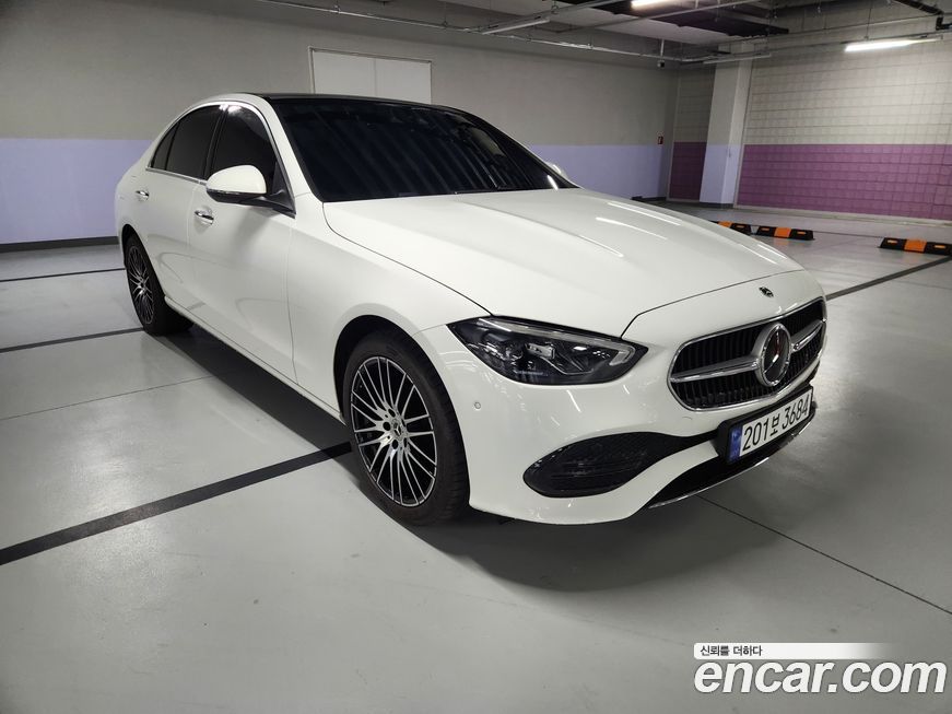 Mercedes-Benz C-Class 2025