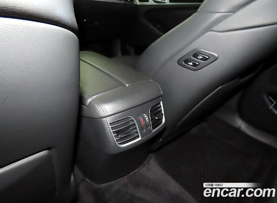 Genesis G80 2018