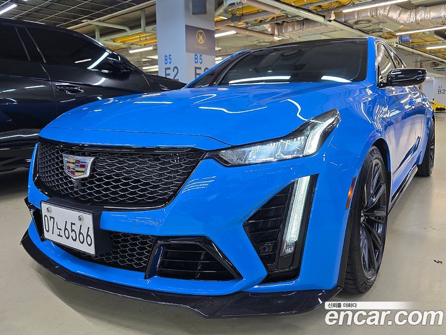 Cadillac CT5-V 2022