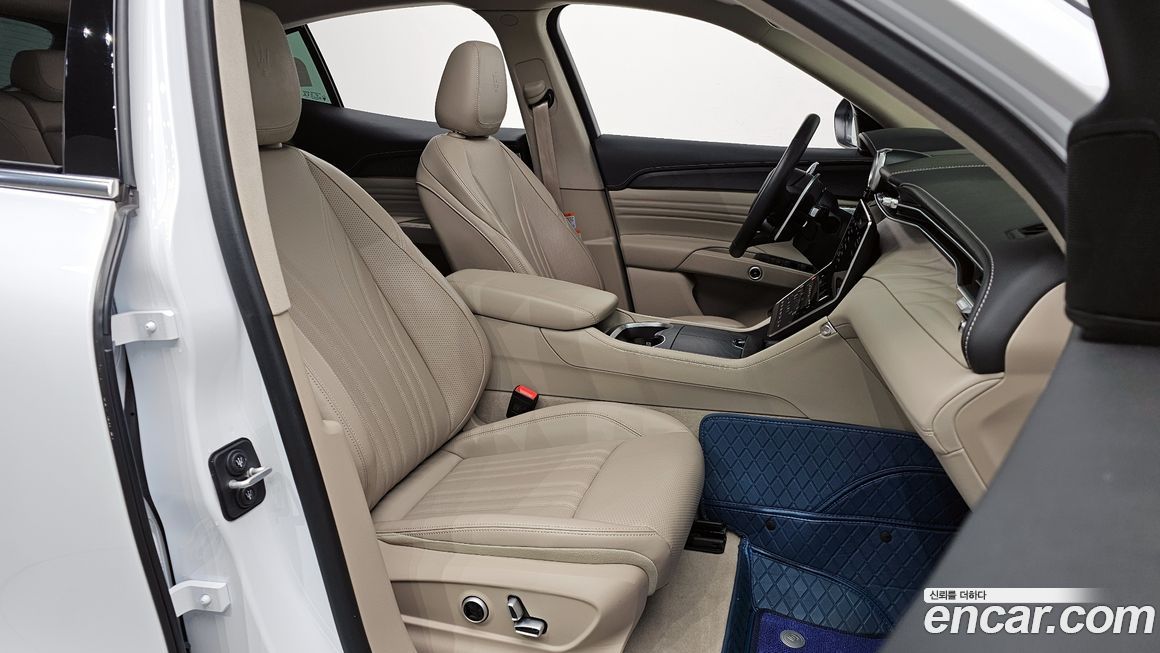 Maserati Grecale 2023