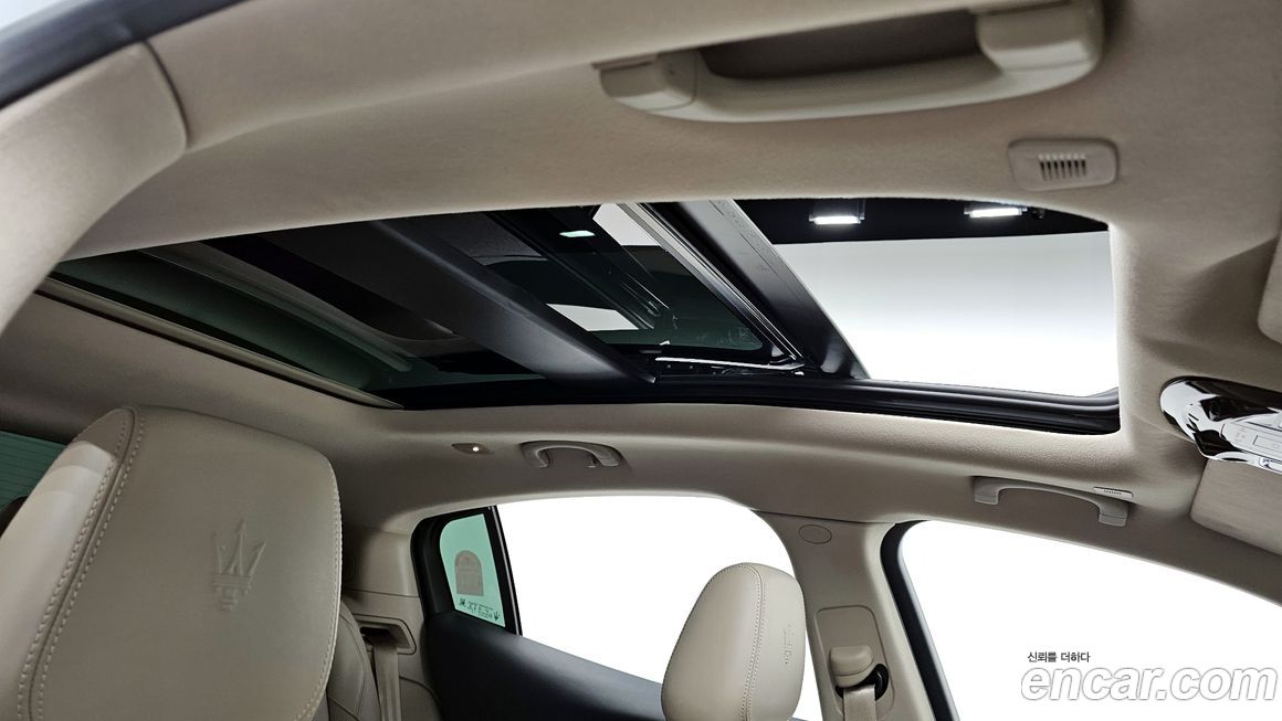 Maserati Grecale 2023