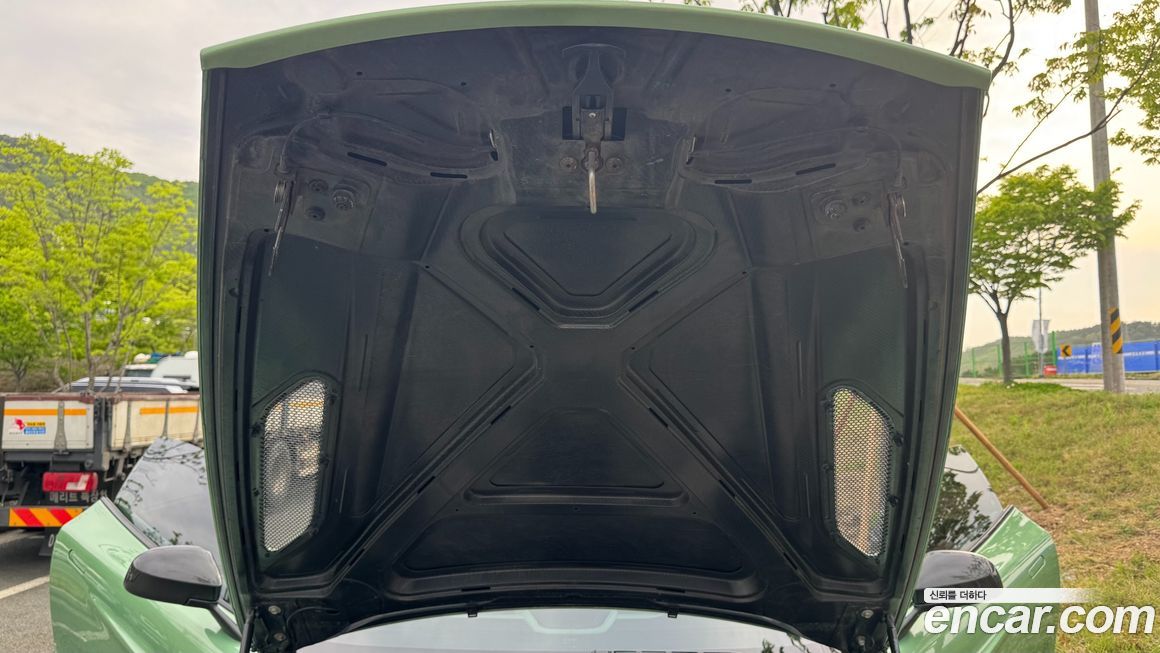 Astonmartin Vanquish 2016