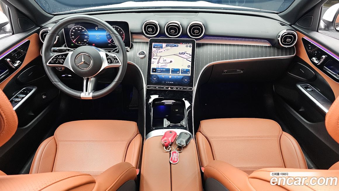 Mercedes-Benz C-Class 2024