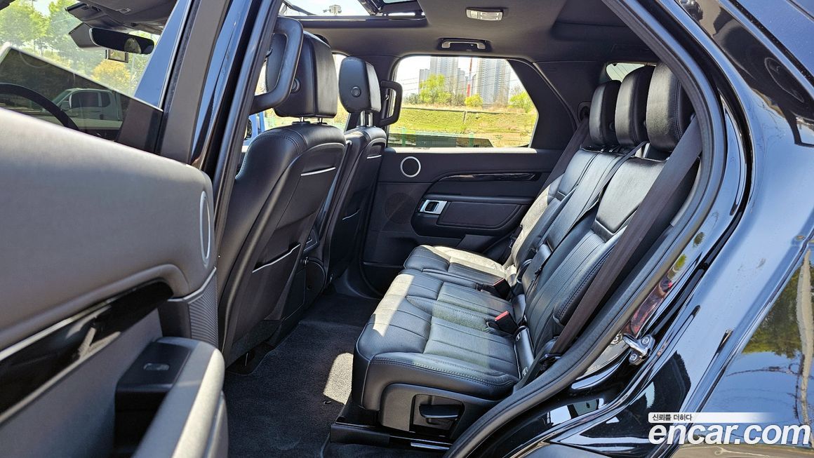 Land Rover Discovery 2019