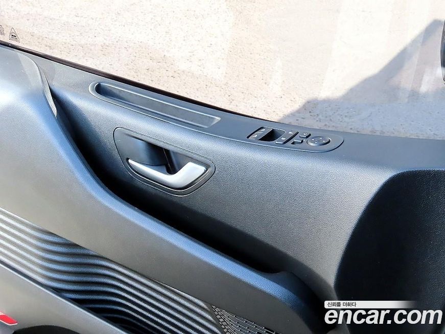 Hyundai Staria 2023