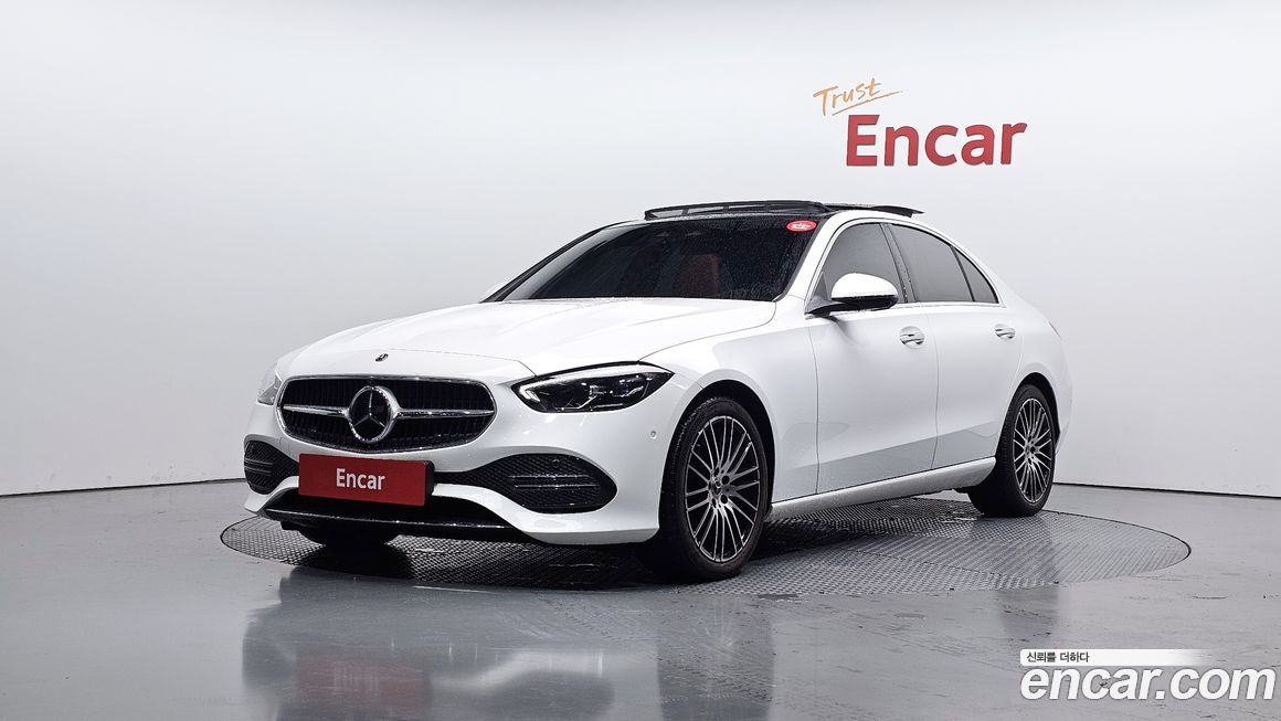 Mercedes-Benz C-Class 2024