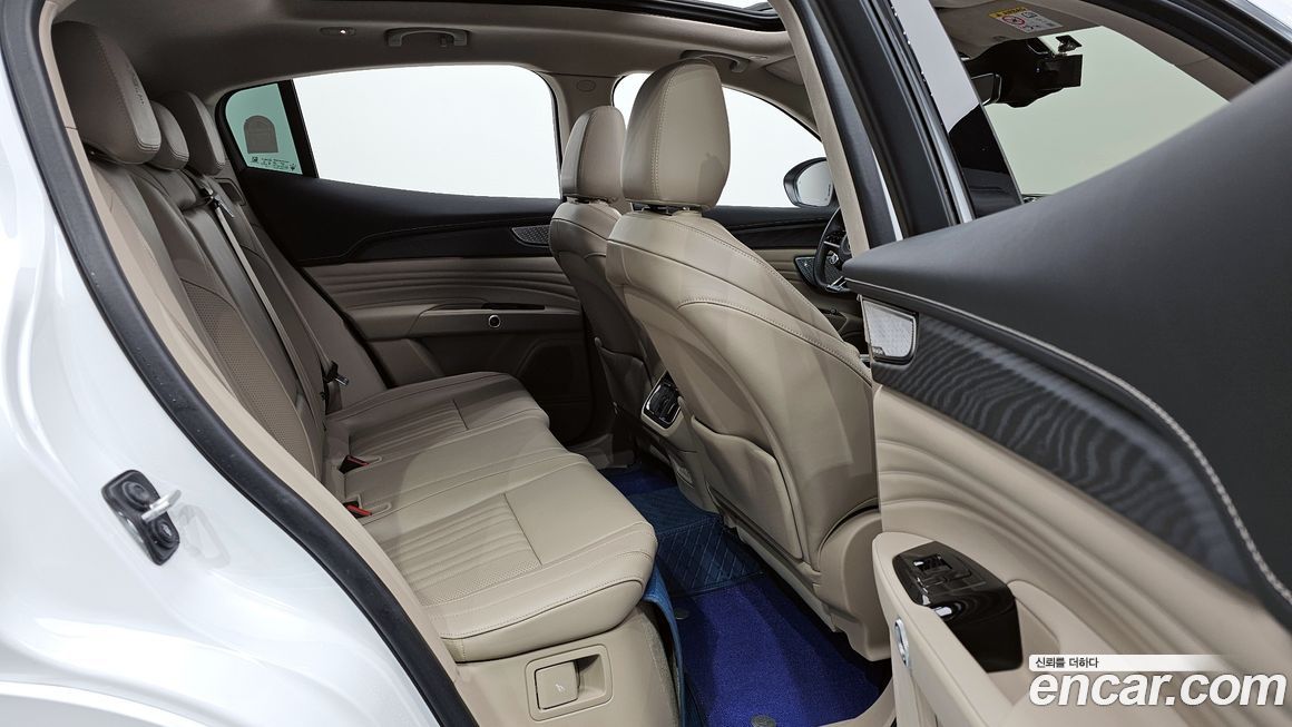 Maserati Grecale 2023