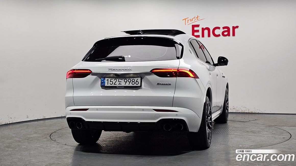 Maserati Grecale 2023