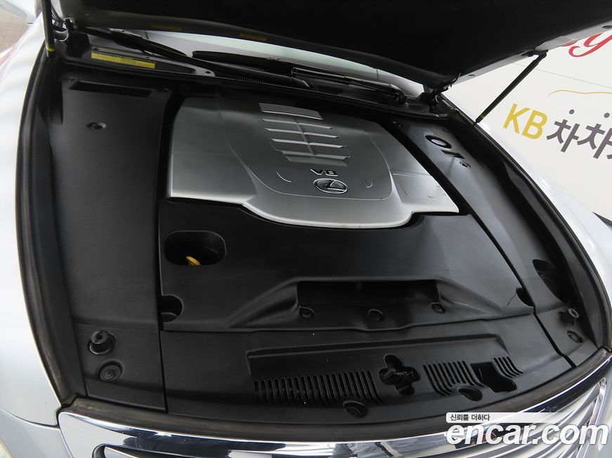 Lexus LS 2011
