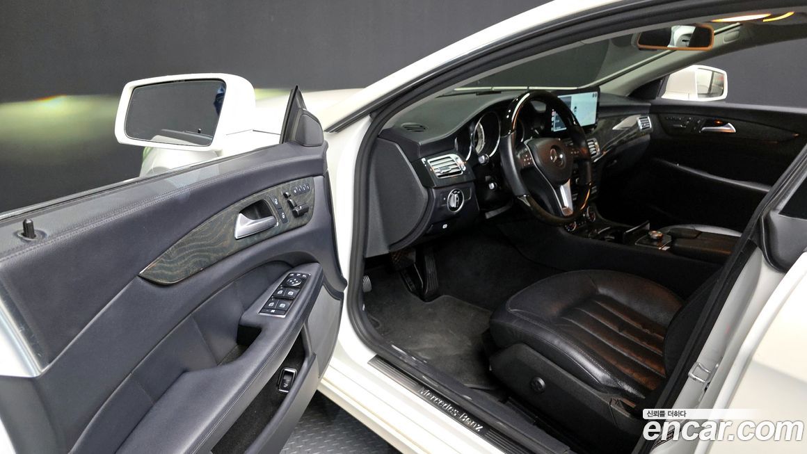 Mercedes-Benz CLS-Class 2013