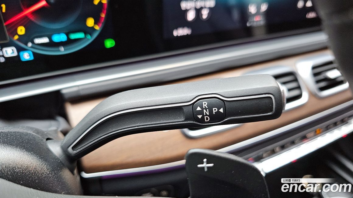 Mercedes-Benz GLE-Class 2021