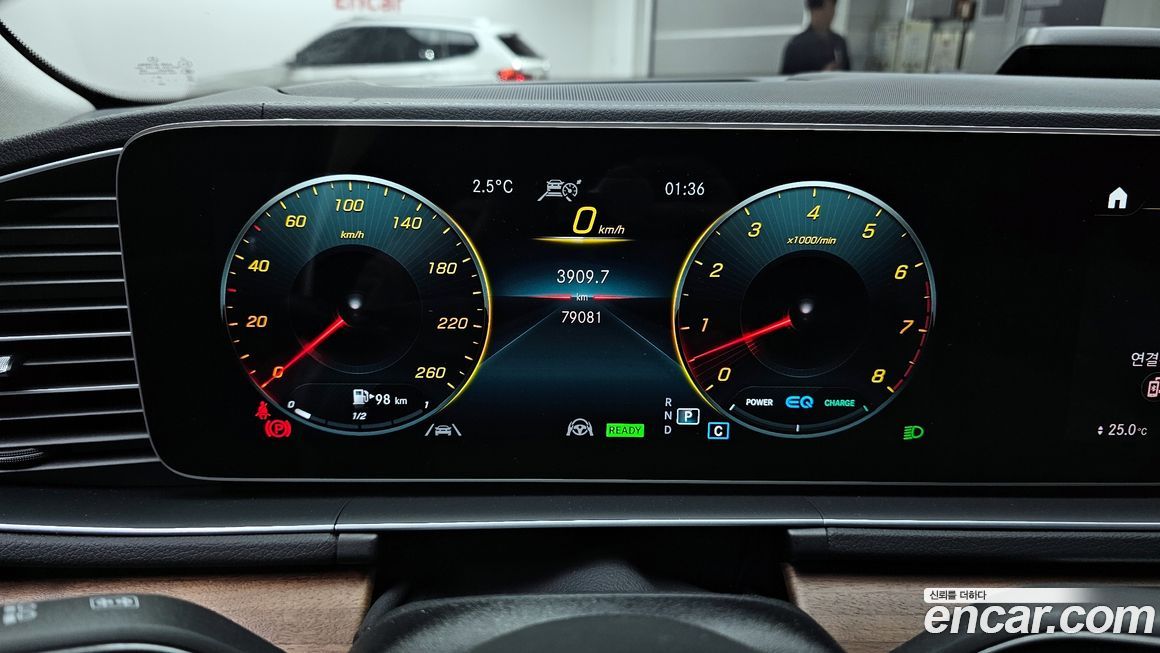 Mercedes-Benz GLE-Class 2021