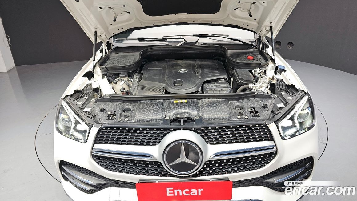 Mercedes-Benz GLE-Class 2021