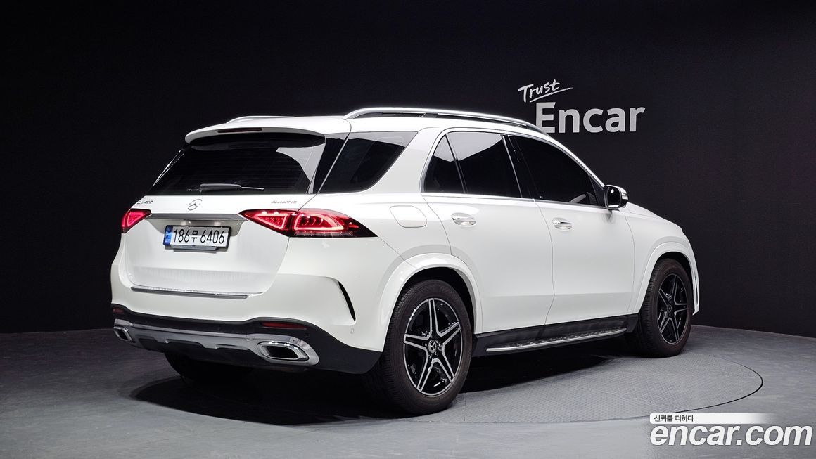 Mercedes-Benz GLE-Class 2021