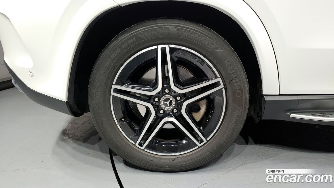 Mercedes-Benz GLE-Class 2021