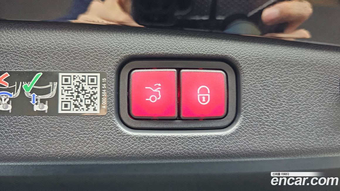 Mercedes-Benz E-Class 2026