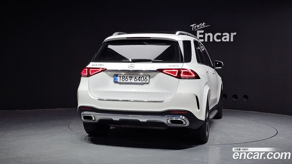 Mercedes-Benz GLE-Class 2021