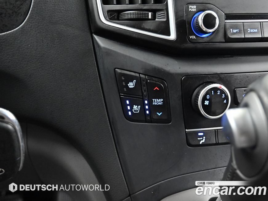 Hyundai Starex 2018