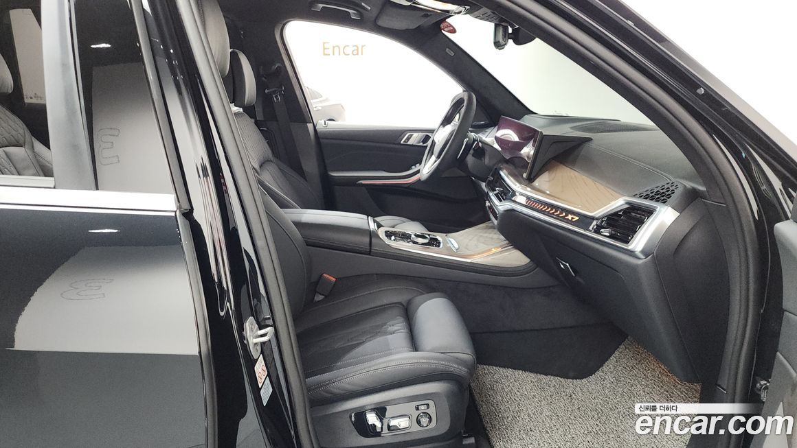 BMW X7 2024